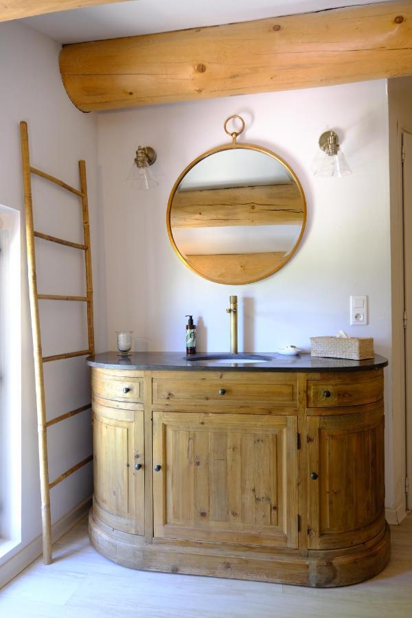 シャントメルル・レ・グリニャン ドメーヌ ル ボワ デ ダム Bed & Breakfast エクステリア 写真