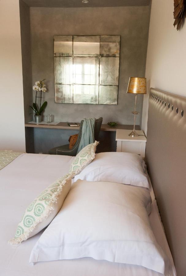 シャントメルル・レ・グリニャン ドメーヌ ル ボワ デ ダム Bed & Breakfast エクステリア 写真
